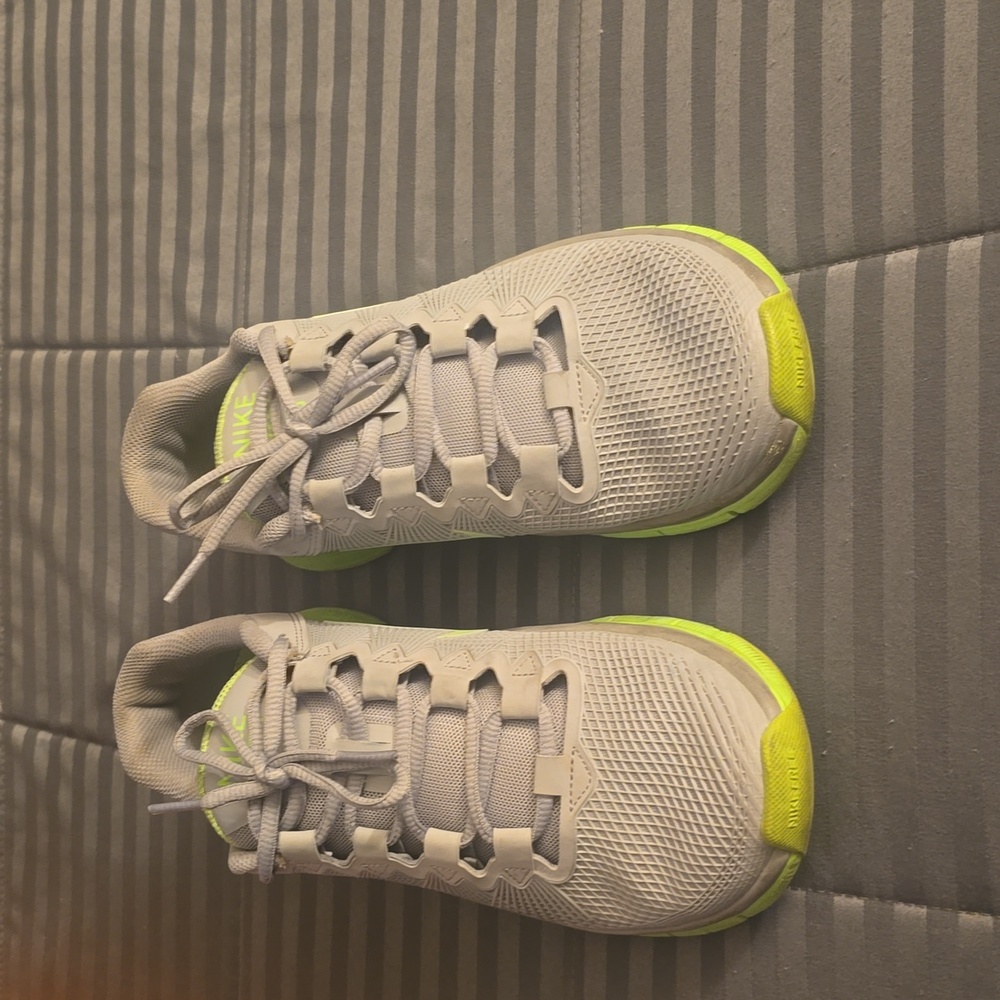 Nike Free Trainer 3.0 Light Gray and Neon Yellow Athletic Shoes